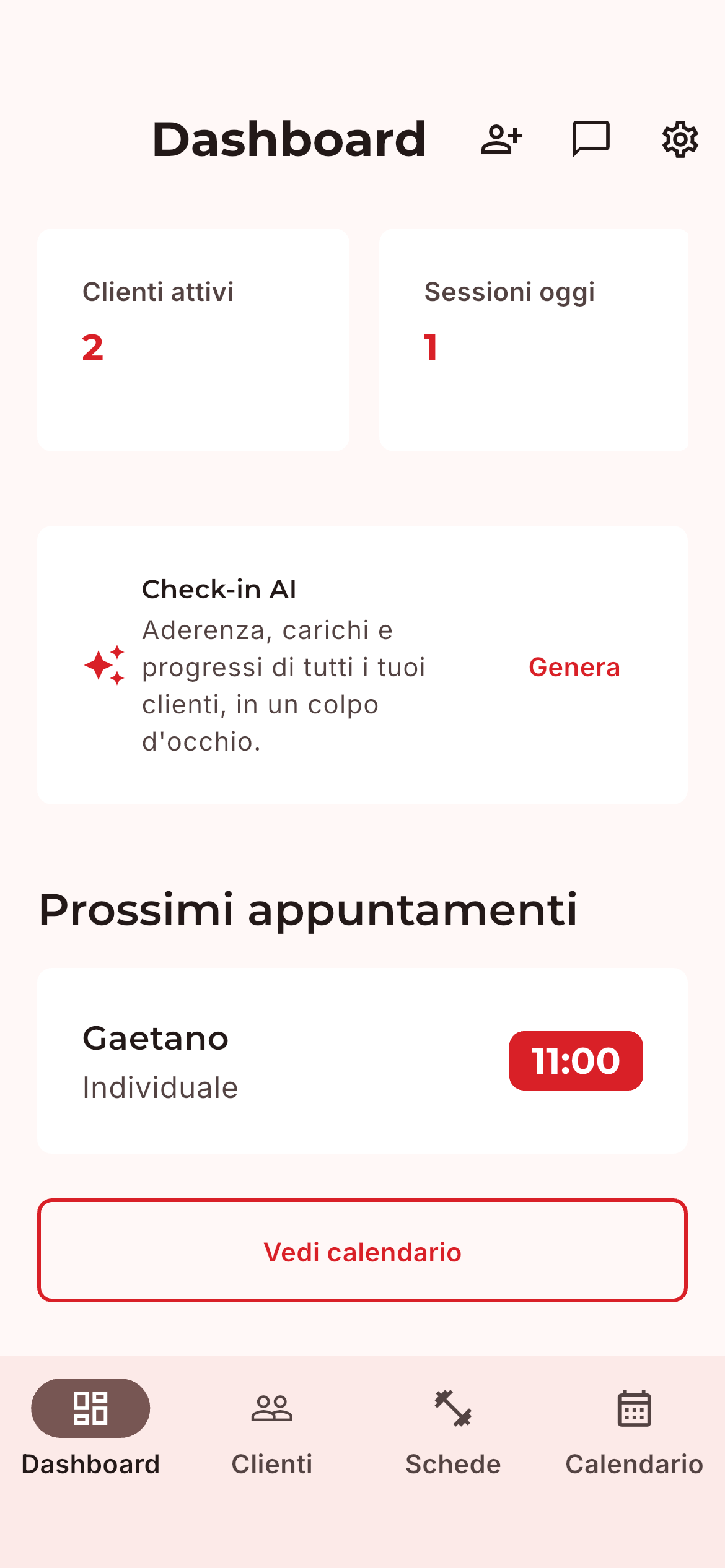 Dashboard dell'app per personal trainer MioTrainer con clienti attivi, sessioni del giorno e prossimi appuntamenti